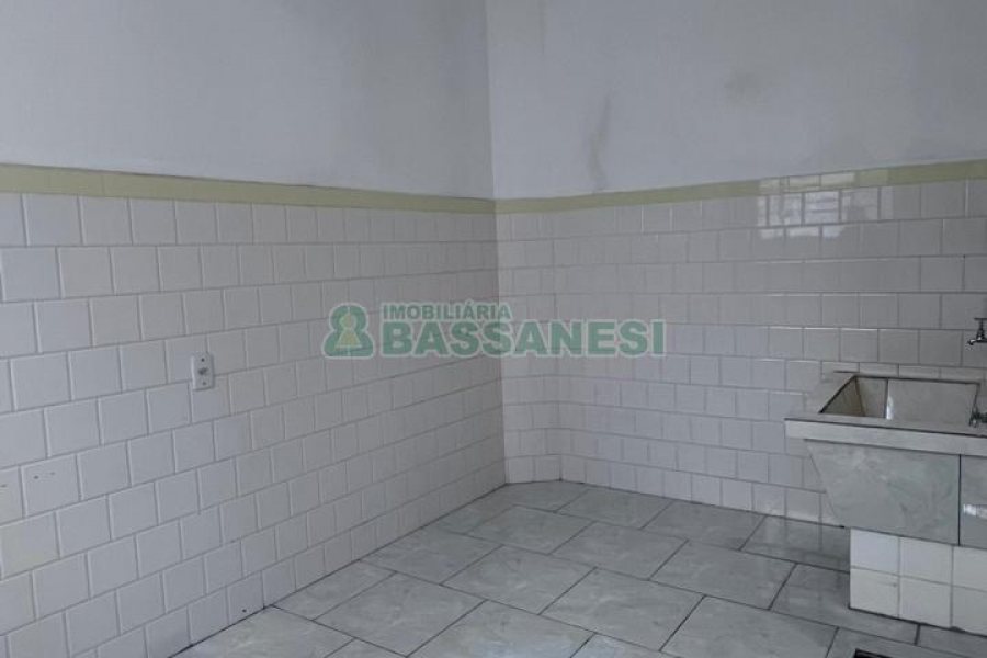 Apartamento com 280m², 3 dormitórios, no bairro Centro em Caxias do Sul para Alugar