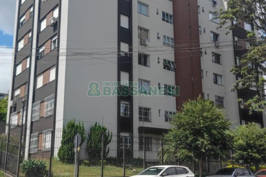 Apartamento com 77m², 3 dormitórios, 1 vaga, no bairro Centro em Caxias do Sul para Comprar