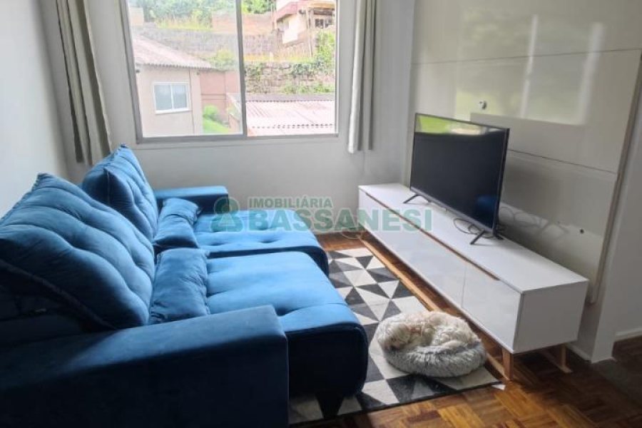 Apartamento com 77m², 3 dormitórios, 1 vaga, no bairro Centro em Caxias do Sul para Comprar