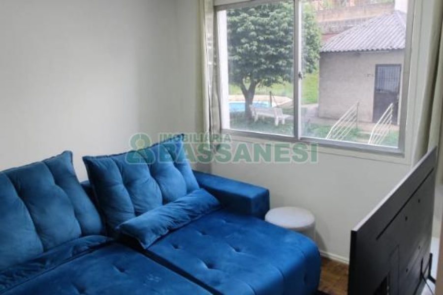 Apartamento com 77m², 3 dormitórios, 1 vaga, no bairro Centro em Caxias do Sul para Comprar