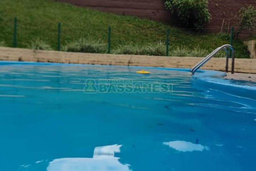 Apartamento com 77m², 3 dormitórios, 1 vaga, no bairro Centro em Caxias do Sul para Comprar