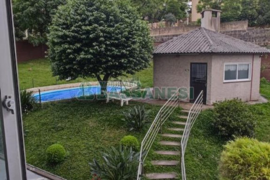 Apartamento com 77m², 3 dormitórios, 1 vaga, no bairro Centro em Caxias do Sul para Comprar