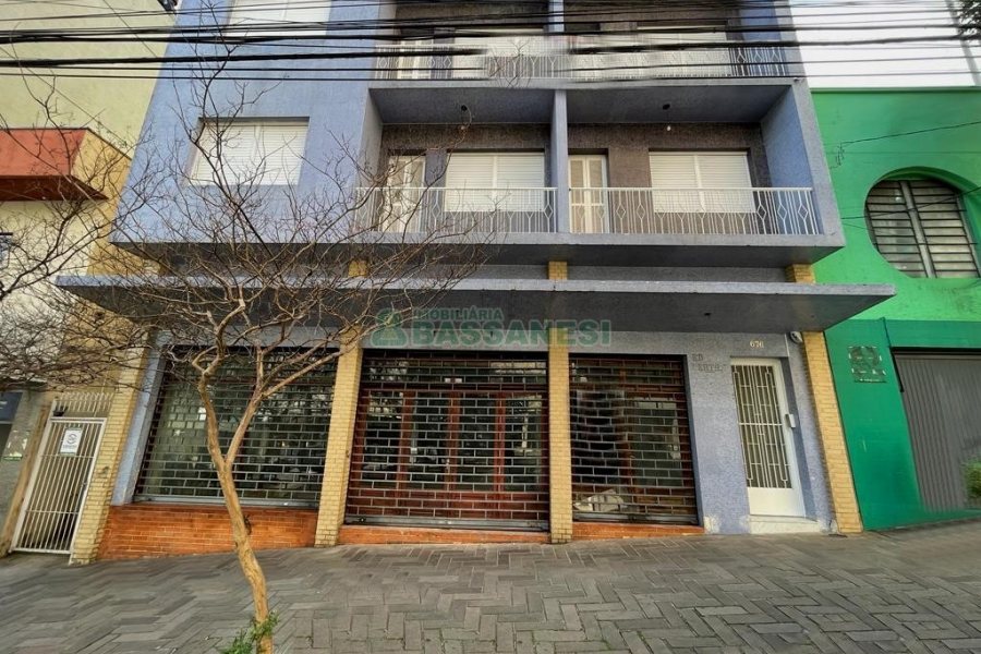 Apartamento com 280m², 3 dormitórios, no bairro Centro em Caxias do Sul para Alugar