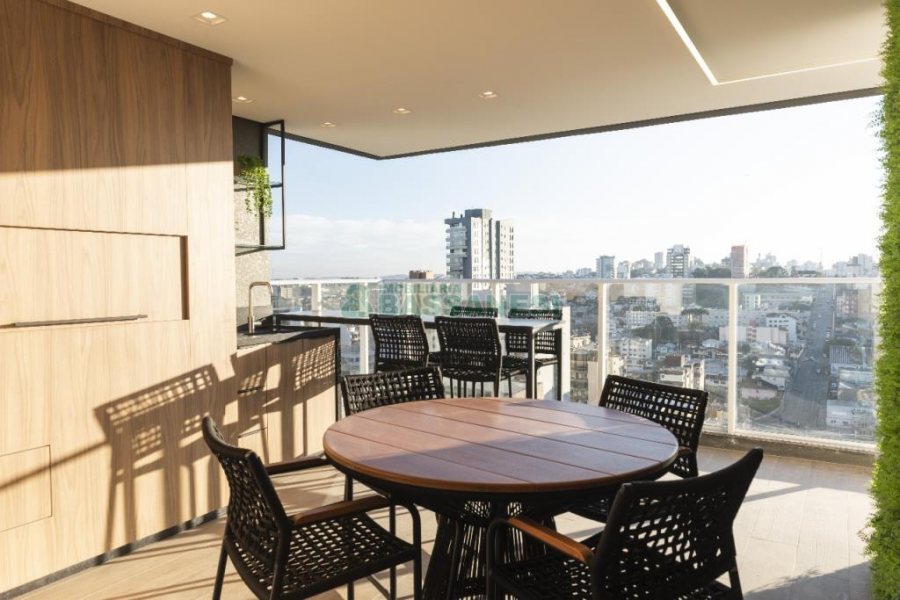 Apartamento com 182m², 3 dormitórios, 2 vagas, no bairro Exposição em Caxias do Sul para Comprar