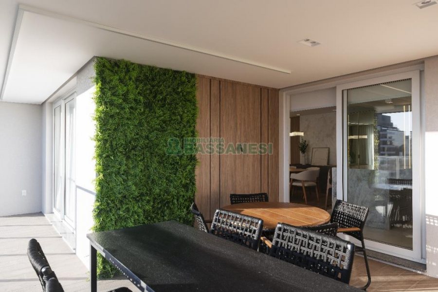 Apartamento com 182m², 3 dormitórios, 2 vagas, no bairro Exposição em Caxias do Sul para Comprar