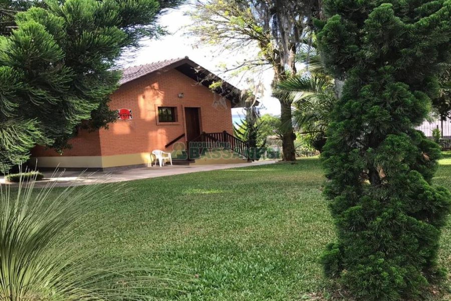 Casa com 410m², 3 dormitórios, no bairro Bela Vista em Caxias do Sul para Comprar