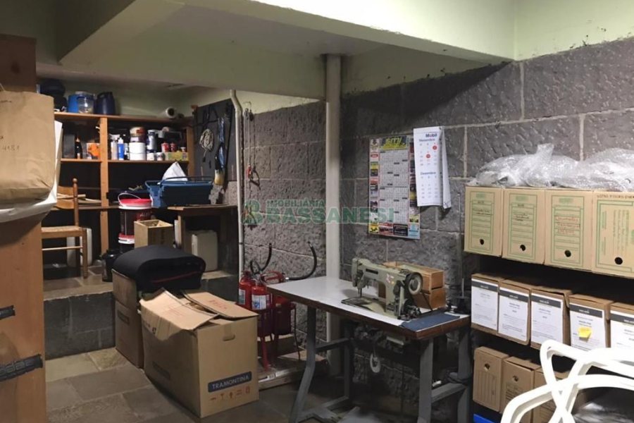 Casa com 410m², 3 dormitórios, no bairro Bela Vista em Caxias do Sul para Comprar