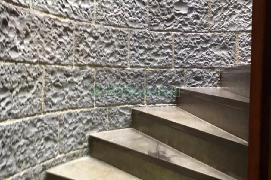 Casa com 410m², 3 dormitórios, no bairro Bela Vista em Caxias do Sul para Comprar