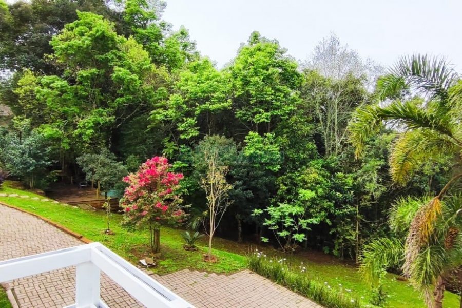 Casa Mobiliada com 100m², 3 dormitórios, 3 vagas, no bairro Linha 40 em Caxias do Sul para Comprar