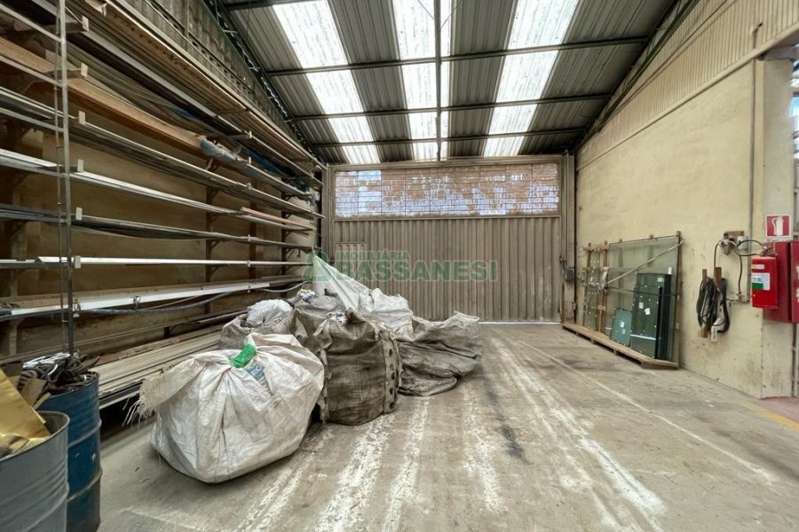 Pavilhão com 1400m², no bairro Bela Vista em Caxias do Sul para Alugar