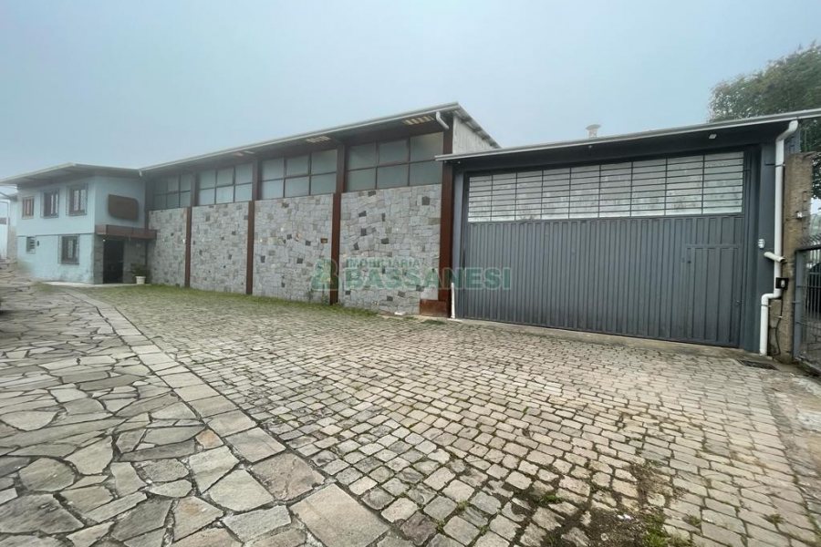 Pavilhão com 1400m², no bairro Bela Vista em Caxias do Sul para Alugar