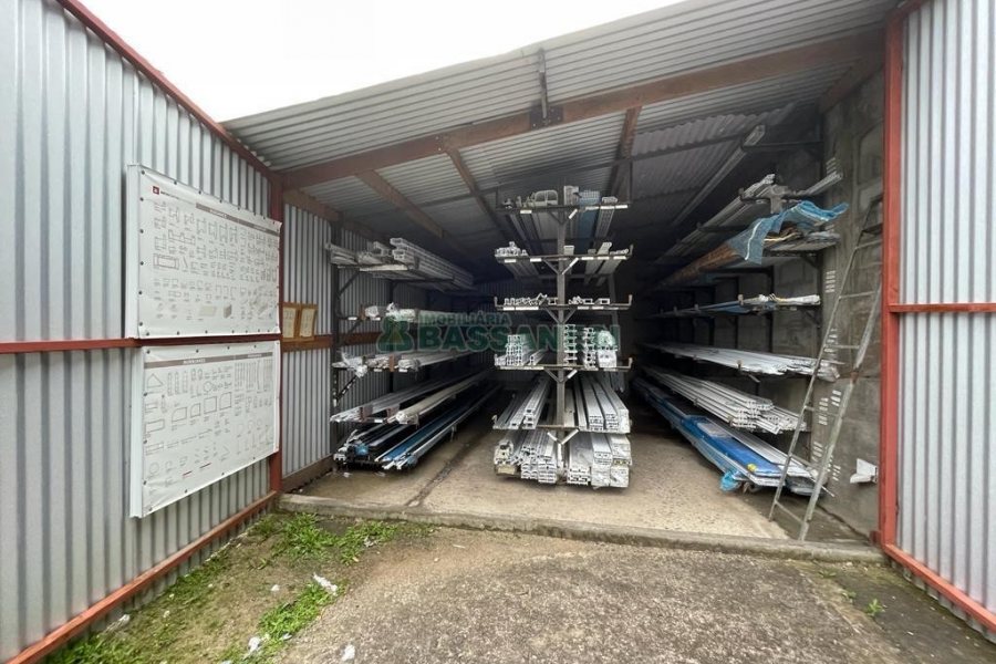 Pavilhão com 1400m², no bairro Bela Vista em Caxias do Sul para Alugar