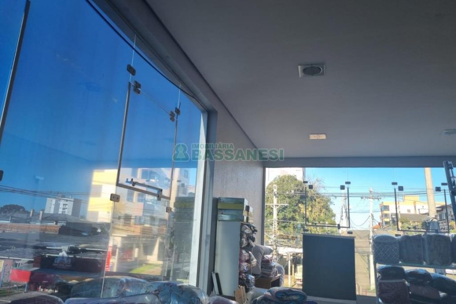 Loja com 81m², no bairro Bela Vista em Caxias do Sul para Comprar
