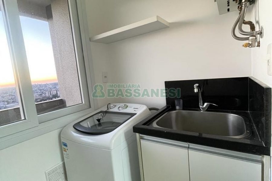 Apto Mobiliado com 71m², 2 dormitórios, 2 vagas, no bairro Madureira em Caxias do Sul para Alugar
