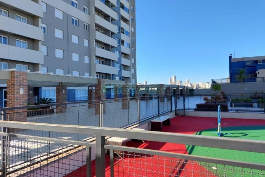 Apto Mobiliado com 71m², 2 dormitórios, 2 vagas, no bairro Madureira em Caxias do Sul para Alugar