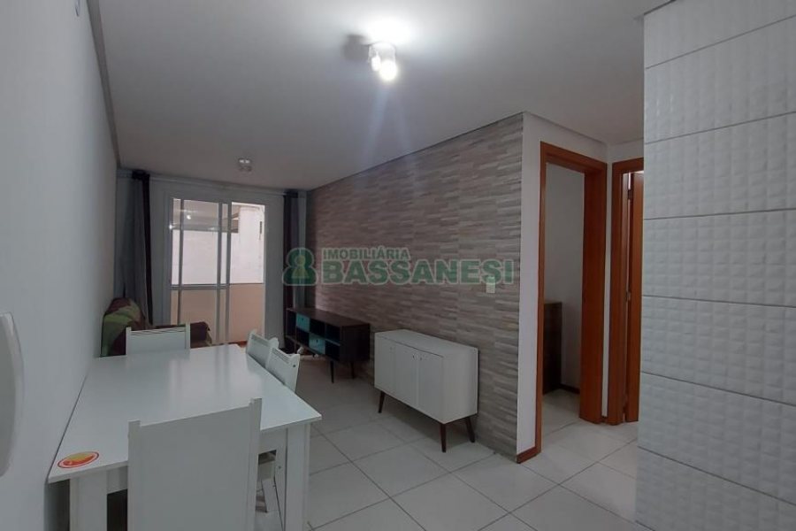 Apto Mobiliado com 49m², 2 dormitórios, 1 vaga, no bairro Desvio Rizzo em Caxias do Sul para Alugar ou Comprar