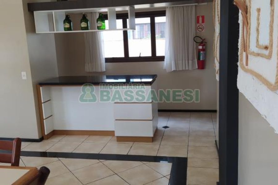 Apartamento com 140m², 3 dormitórios, 1 vaga, no bairro Centro em Caxias do Sul para Comprar