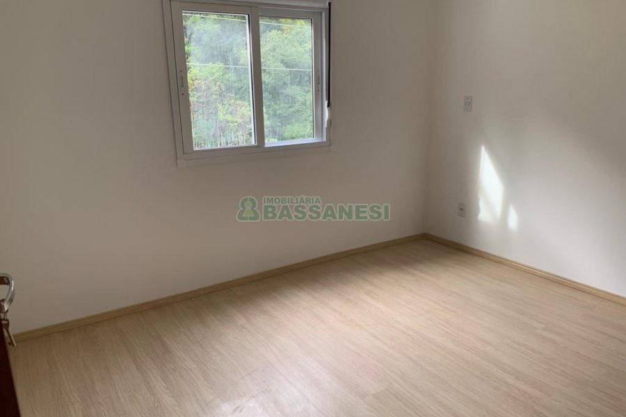 Apartamento com 51m², 2 dormitórios, 1 vaga, no bairro São Luiz em Caxias do Sul para Comprar