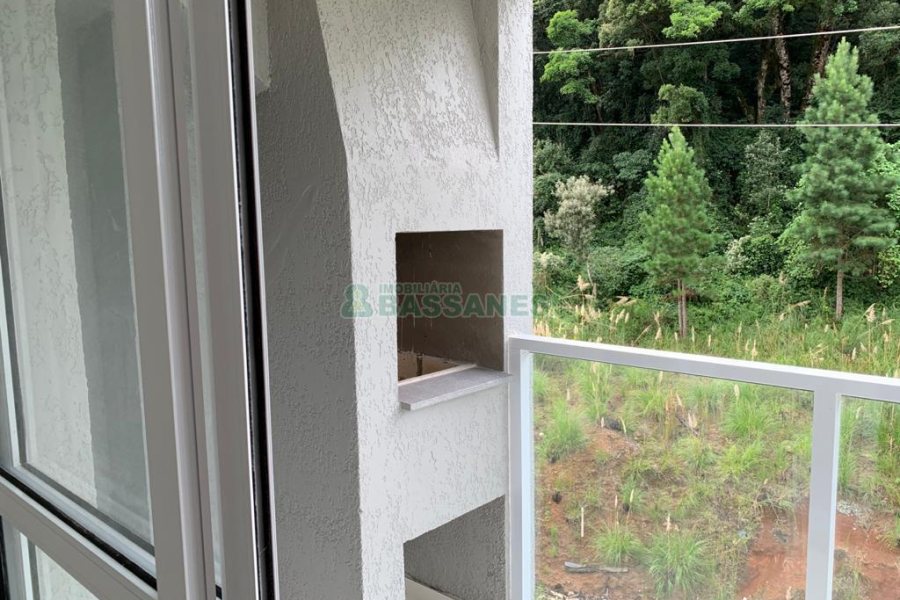 Apartamento com 51m², 2 dormitórios, 1 vaga, no bairro São Luiz em Caxias do Sul para Comprar