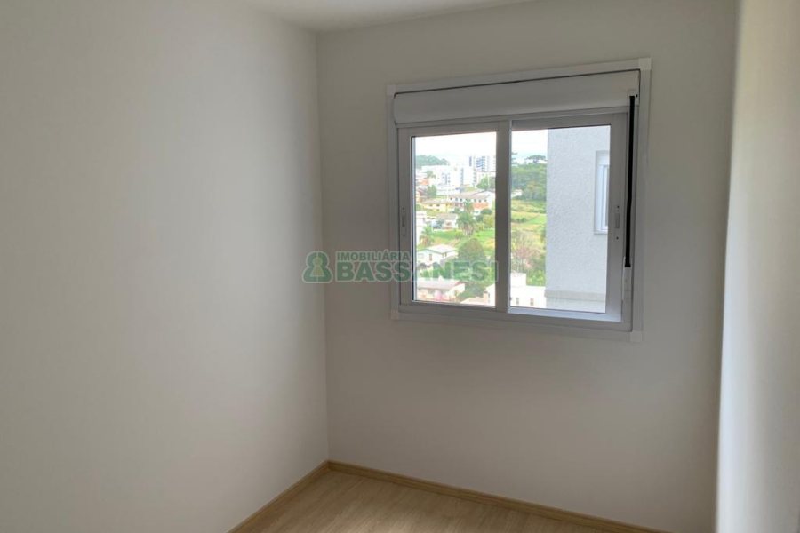 Apartamento com 51m², 2 dormitórios, 1 vaga, no bairro São Luiz em Caxias do Sul para Comprar