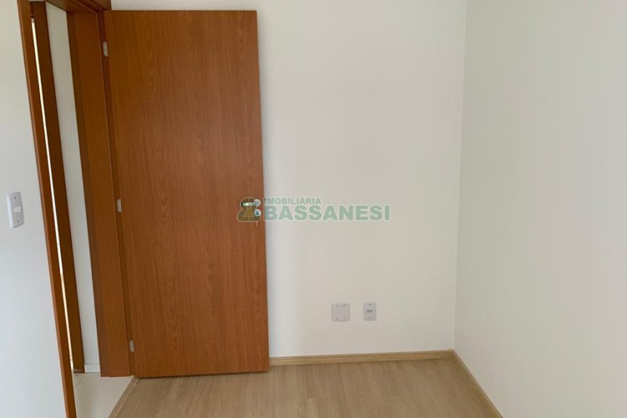 Apartamento com 51m², 2 dormitórios, 1 vaga, no bairro São Luiz em Caxias do Sul para Comprar