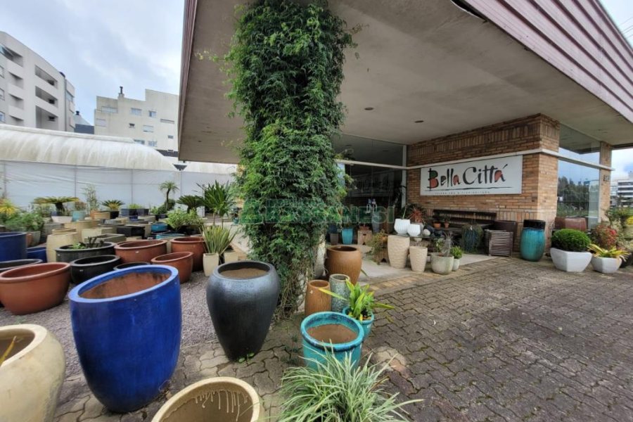 Loja com 360m², no bairro Sanvitto em Caxias do Sul para Alugar