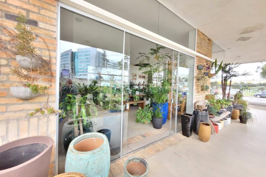 Loja com 360m², no bairro Sanvitto em Caxias do Sul para Alugar