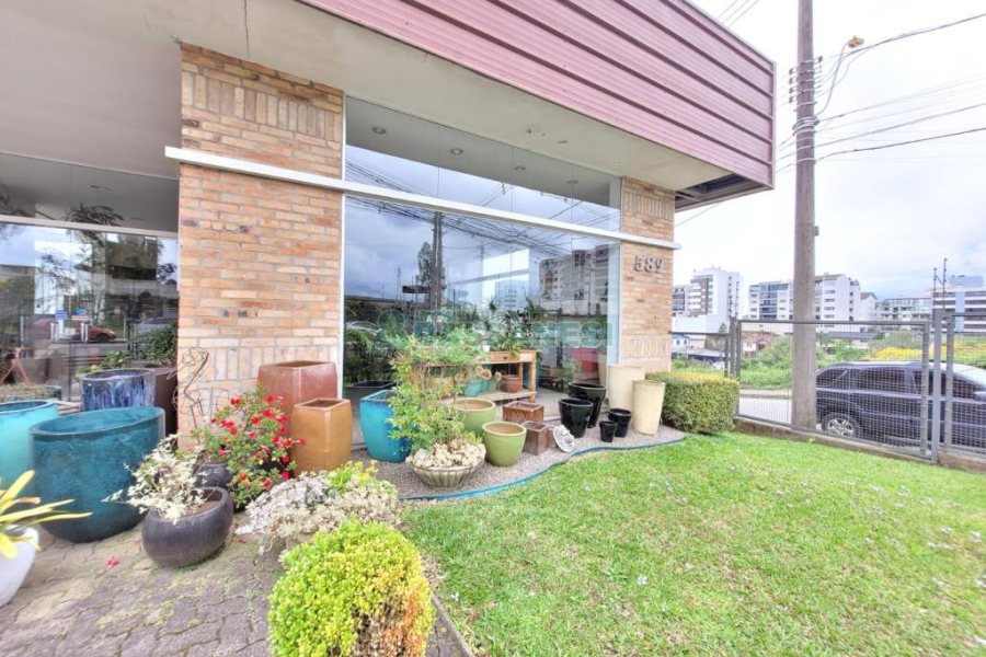 Loja com 360m², no bairro Sanvitto em Caxias do Sul para Alugar