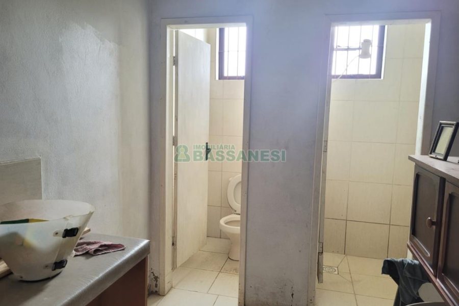 Loja com 360m², no bairro Sanvitto em Caxias do Sul para Alugar