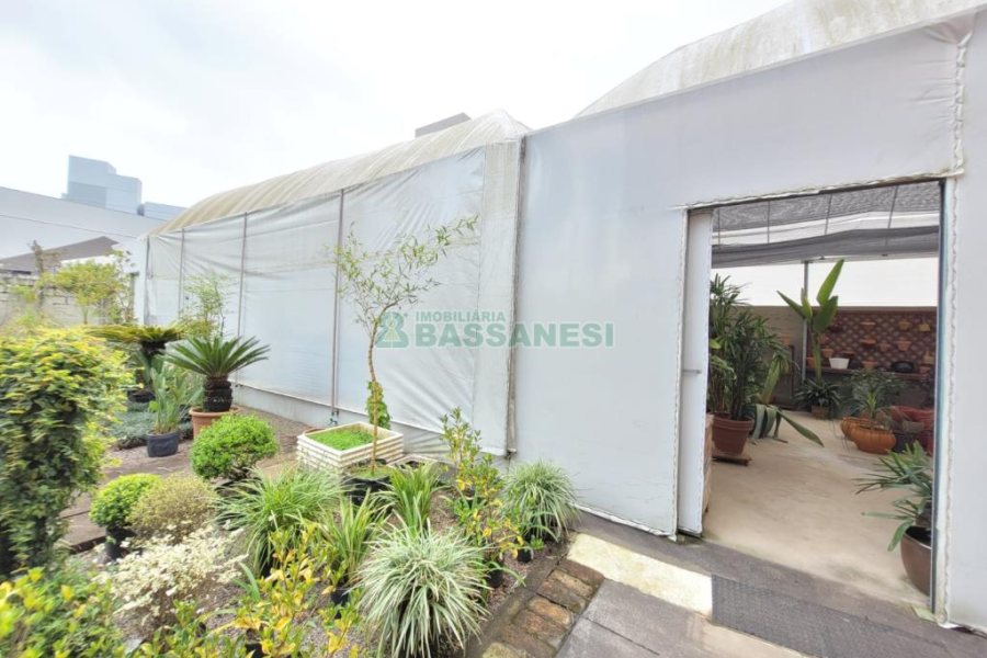 Loja com 360m², no bairro Sanvitto em Caxias do Sul para Alugar