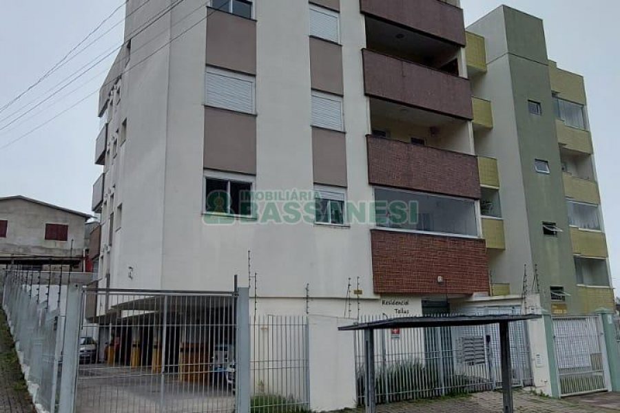 Apto Mobiliado com 67m², 2 dormitórios, 1 vaga, no bairro Kayser em Caxias do Sul para Comprar