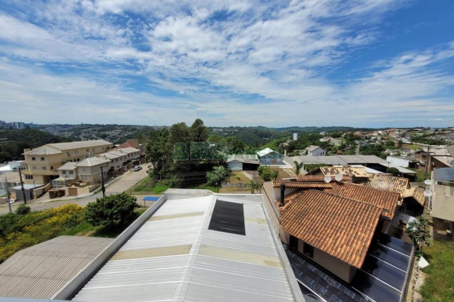 Apartamento com 52m², 2 dormitórios, 1 vaga, no bairro São Leopoldo em Caxias do Sul para Alugar