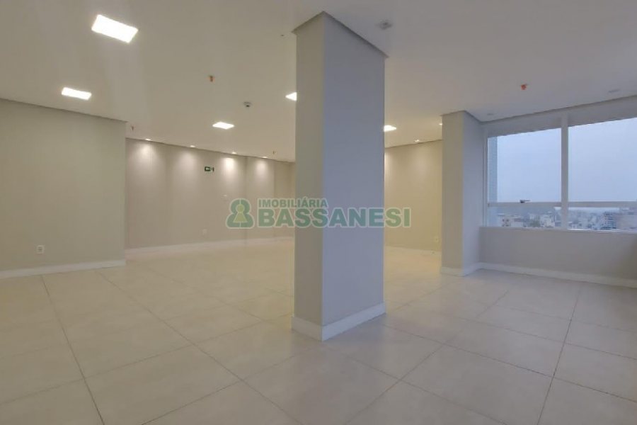 Sala com 51m², 1 vaga, no bairro Pio X em Caxias do Sul para Alugar