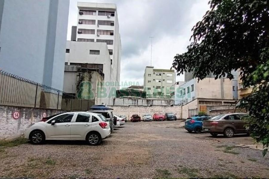 Loja com 300m², no bairro Centro em Caxias do Sul para Alugar