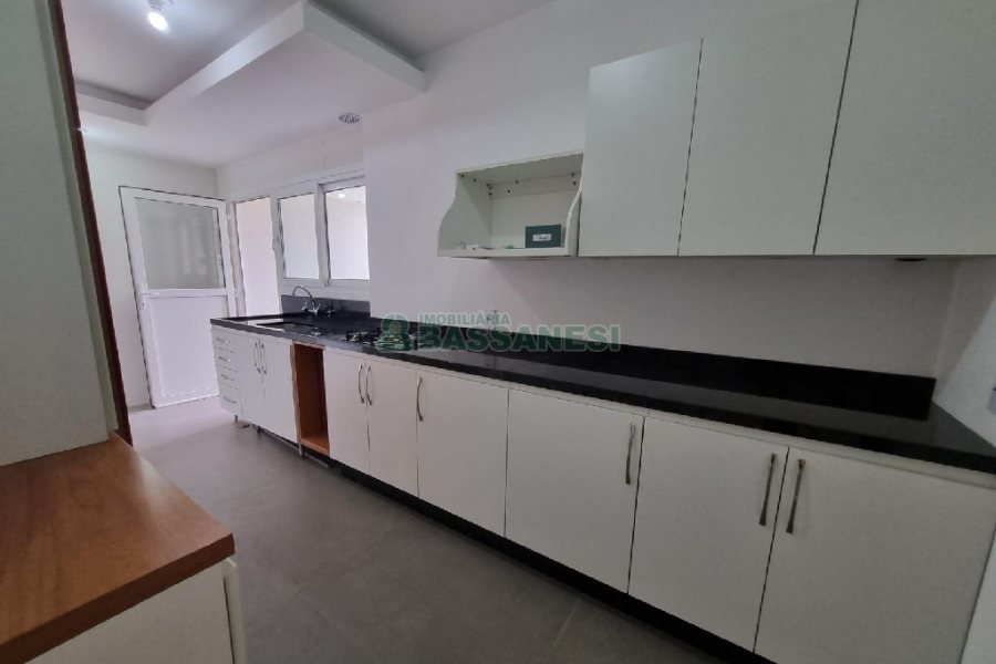 Apartamento com 140m², 3 dormitórios, 2 vagas, no bairro Villagio Iguatemi em Caxias do Sul para Alugar