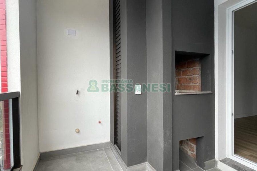 Apartamento com 111m², 3 dormitórios, 2 vagas, no bairro Villagio Iguatemi em Caxias do Sul para Alugar