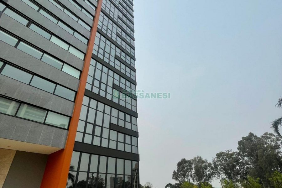 Apto/Cobertura com 197m², 3 dormitórios, 4 vagas, no bairro Universitário em Caxias do Sul para Comprar