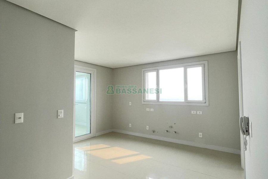 Apto/Cobertura com 197m², 3 dormitórios, 4 vagas, no bairro Universitário em Caxias do Sul para Comprar