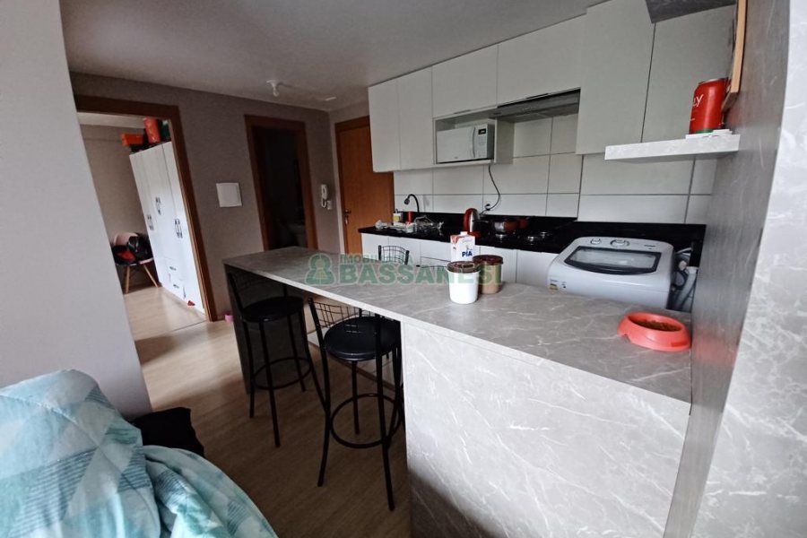 Apartamento com 39m², 2 dormitórios, 1 vaga, no bairro Petrópolis em Caxias do Sul para Comprar