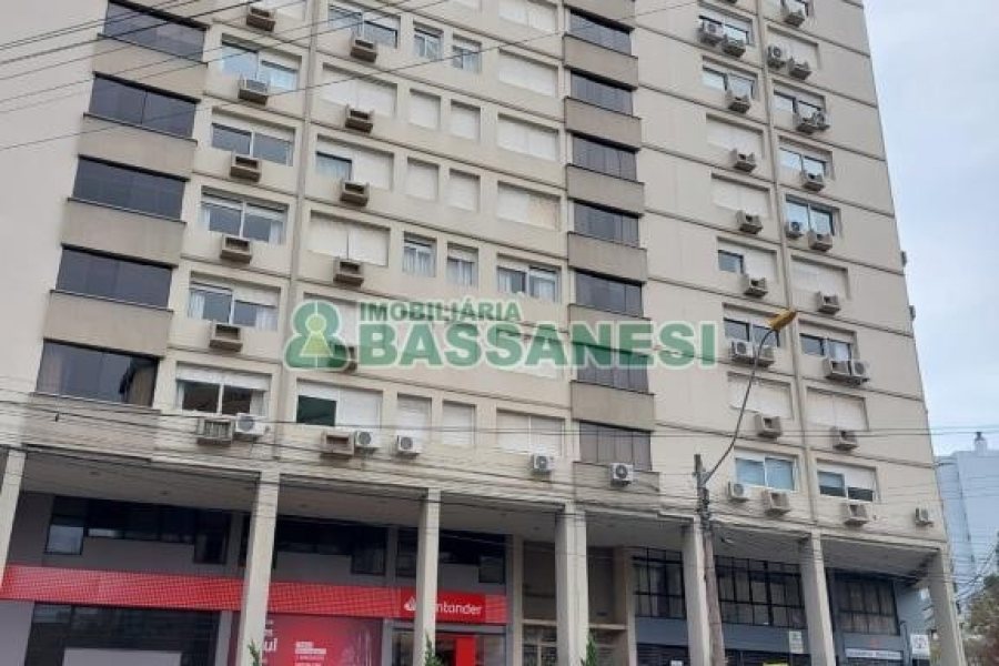 Loja com 568m², no bairro São Pelegrino em Caxias do Sul para Alugar