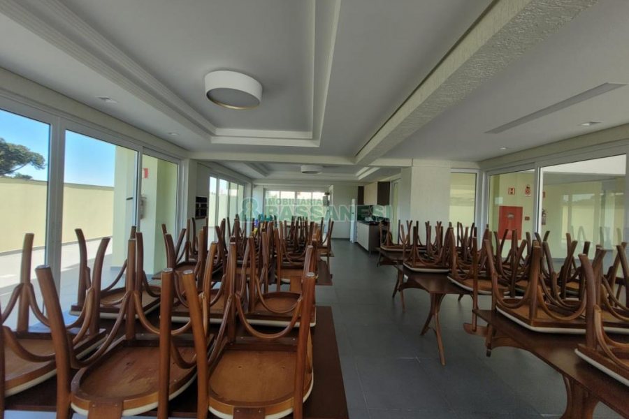 Apartamento com 75m², 2 dormitórios, 1 vaga, no bairro São Leopoldo em Caxias do Sul para Alugar