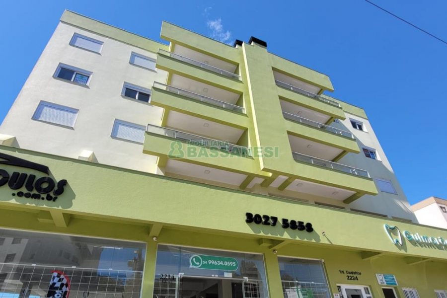 Apartamento com 75m², 2 dormitórios, 1 vaga, no bairro São Leopoldo em Caxias do Sul para Alugar