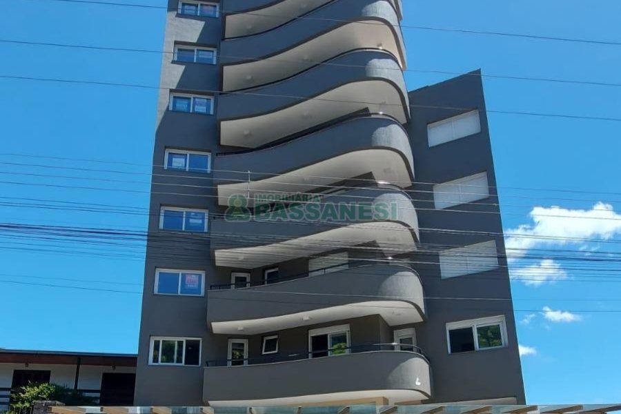 Apartamento com 110m², 2 dormitórios, 1 vaga, no bairro São Leopoldo em Caxias do Sul para Alugar