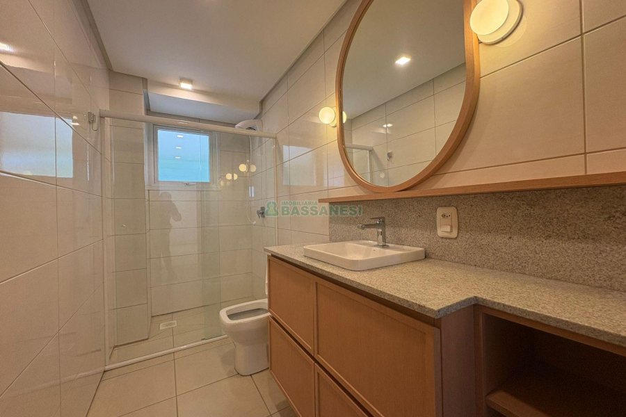 Apartamento com 110m², 2 dormitórios, 1 vaga, no bairro São Leopoldo em Caxias do Sul para Alugar