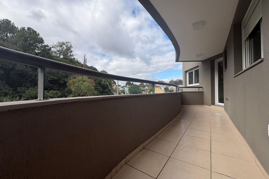 Apartamento com 110m², 2 dormitórios, 1 vaga, no bairro São Leopoldo em Caxias do Sul para Alugar