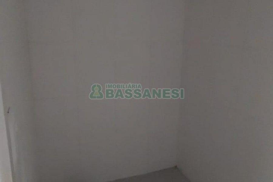 Loja com 120m², no bairro Marechal Floriano em Caxias do Sul para Alugar