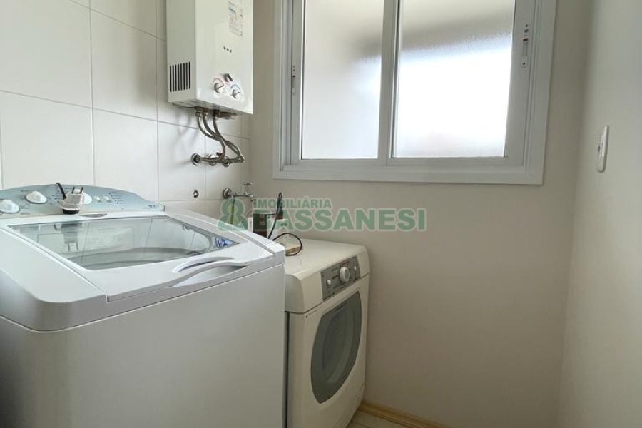 Apartamento com 55m², 1 dormitório, 1 vaga, no bairro Lourdes em Caxias do Sul para Alugar