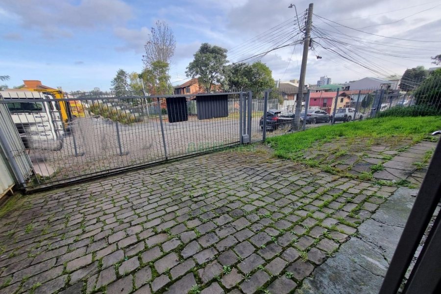 Pavilhão com 366m², no bairro Santa Catarina em Caxias do Sul para Alugar