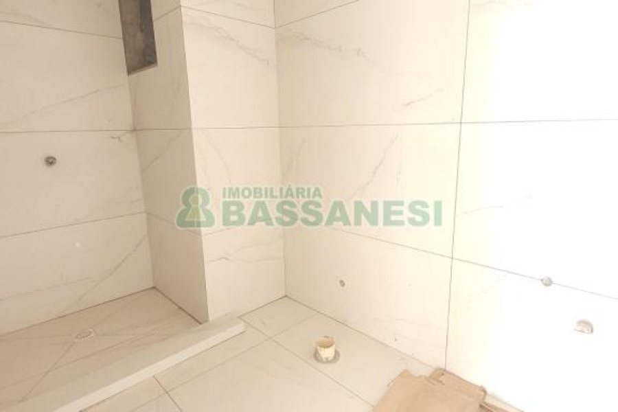 Apartamento com 105m², 2 dormitórios, no bairro Kayser em Caxias do Sul para Comprar