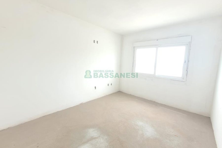 Apartamento com 101m², 2 dormitórios, no bairro Kayser em Caxias do Sul para Comprar